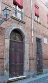 La facciata della scuola ebraica nei locali di via Vignatagliata 79. Fotografia di Federica Pezzoli, 2015. © MuseoFerrara